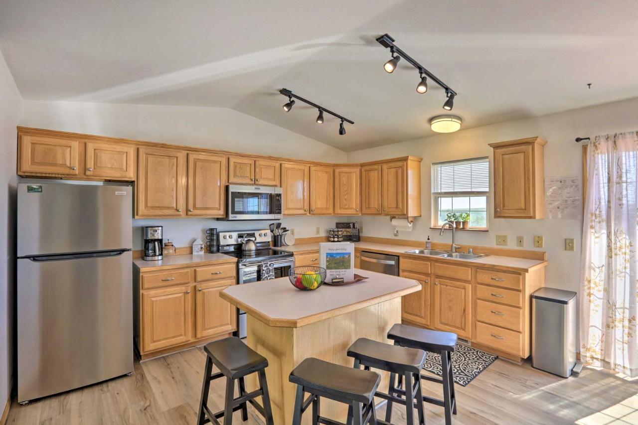 Red Lodge Townhome With Hot Tub And Mountain Views! 외부 사진